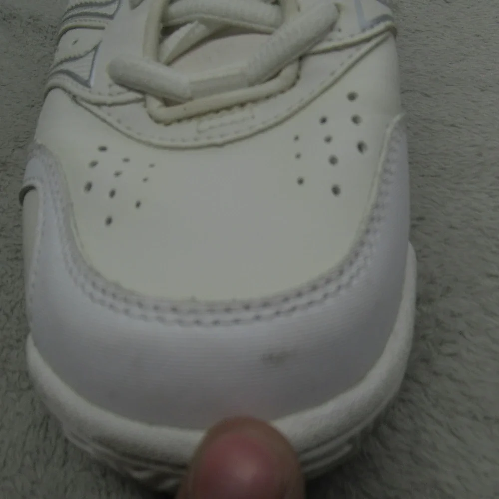 K-Swiss few blemish